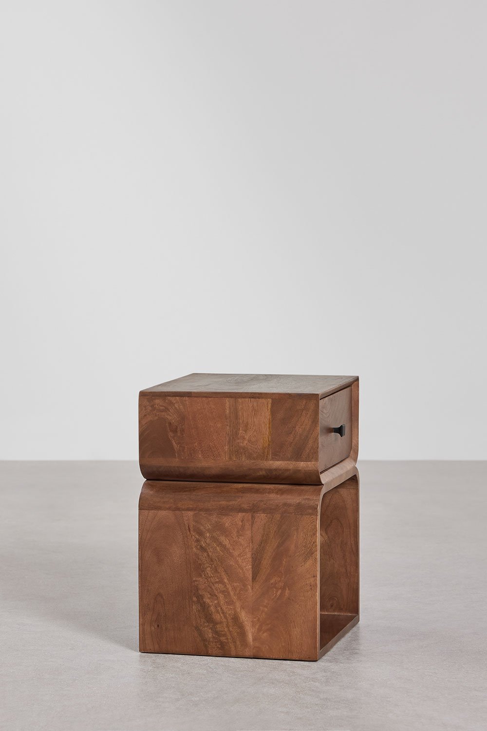 Pack de 2 mesitas de noche 40x35 cm en madera Ferni, imagen de galería 4