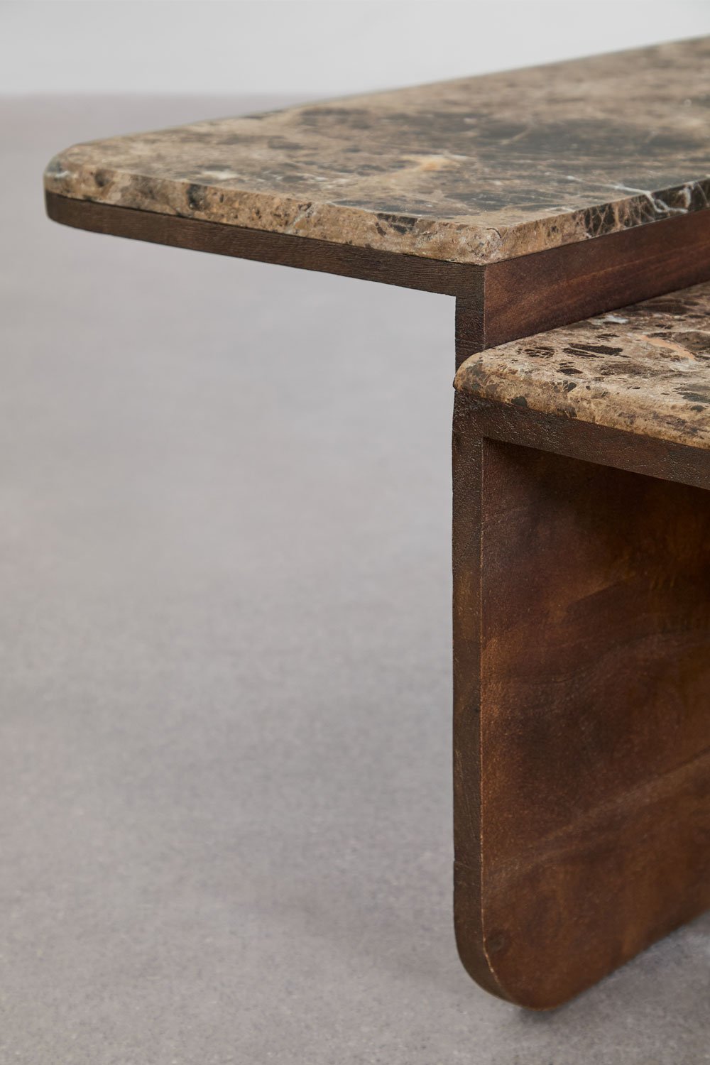 Mesa de centro 90x90 cm en piedra natural y madera de mango Clotsh, imagen de galería 6