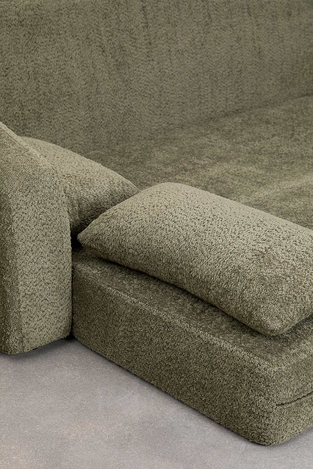 Sofá cama de 3 plazas en tela bouclé Dalila, imagen de galería 11