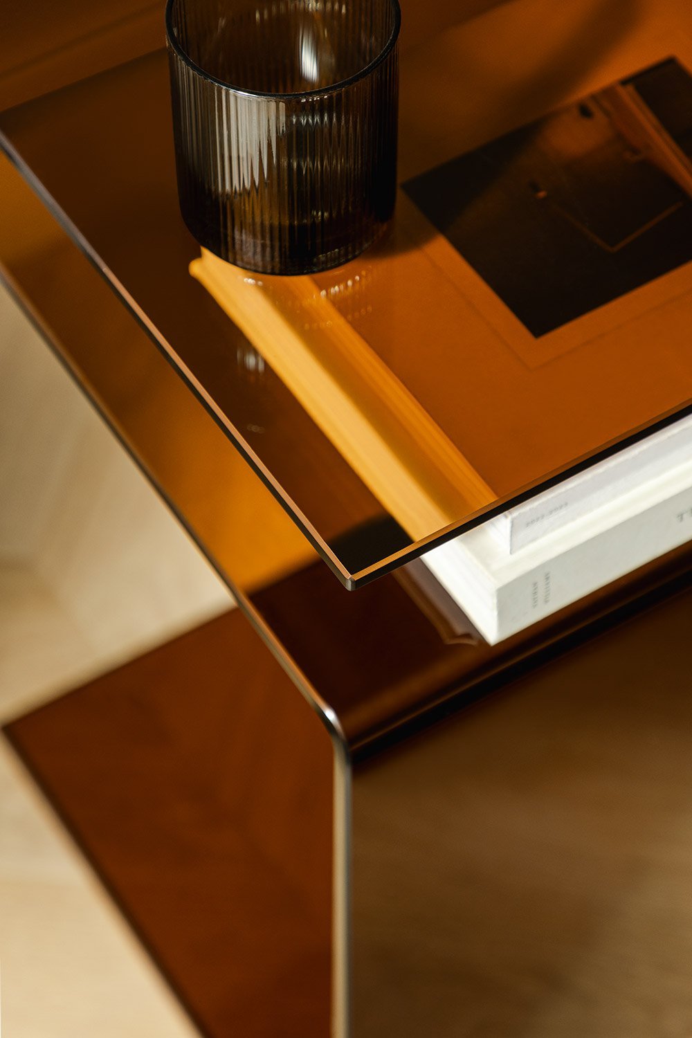 Mesa auxiliar rectangular 40x35 cm en cristal templado Diora, imagen de galería 2