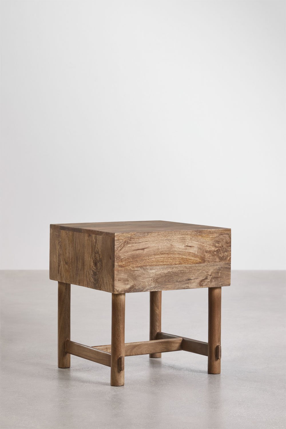 Pack de 2 mesitas de noche 45x45 cm en madera de mango Aloma, imagen de galería 5