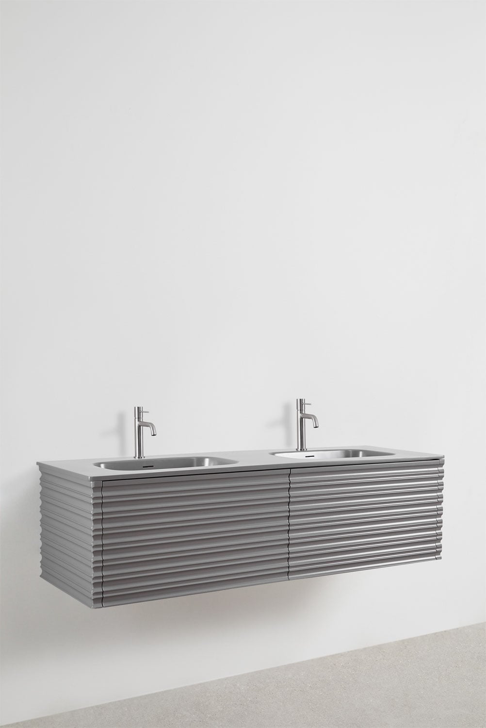 Conjunto de mueble de baño suspendido en madera con lavabos integrados Noura, imagen de galer&iacute;a 3