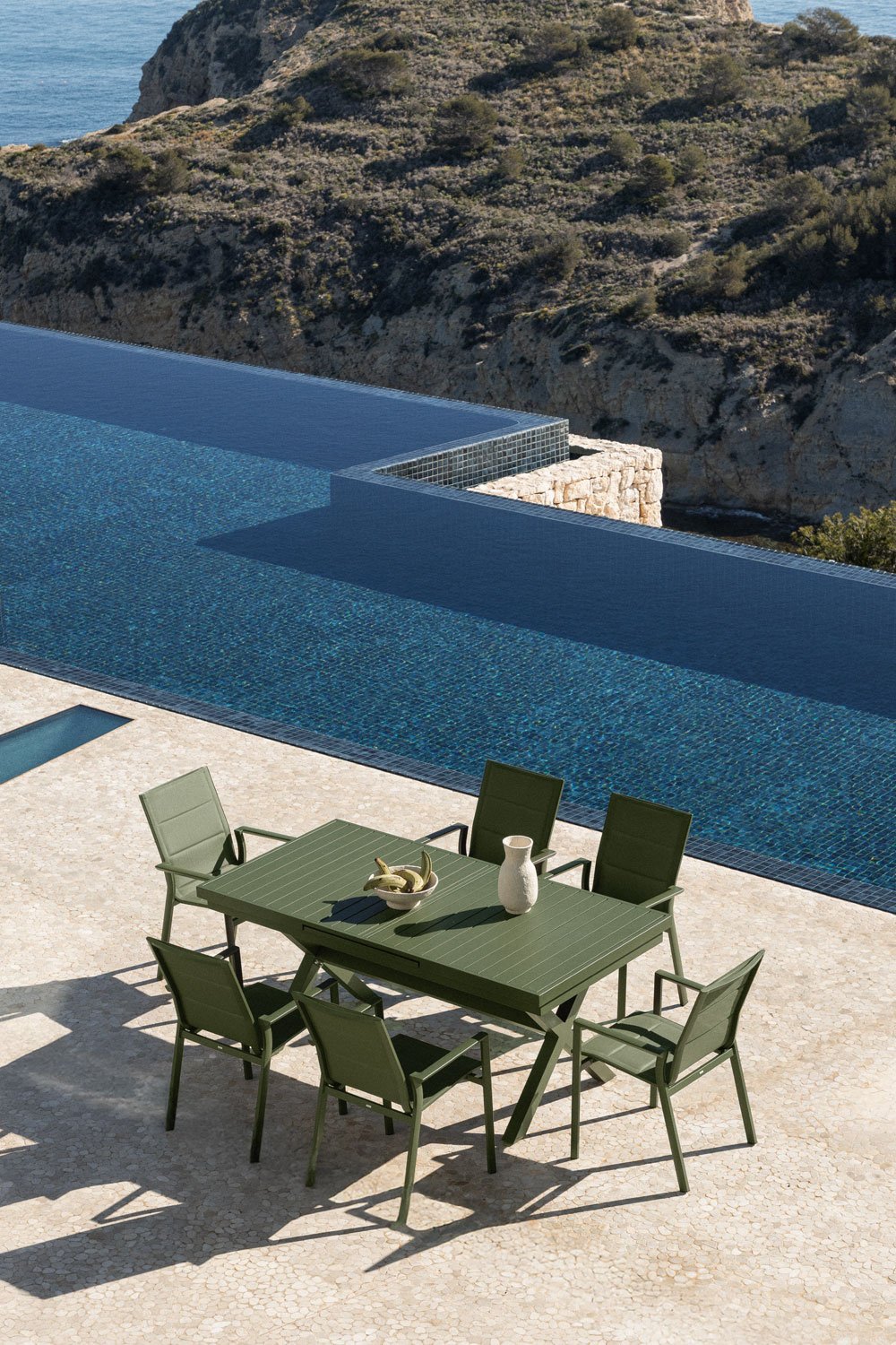 Set de mesa de jardín extensible rectangular 180-240x90 cm y 6 sillas de jardín apilables con reposabrazos en aluminio Karena   , imagen de galería 1