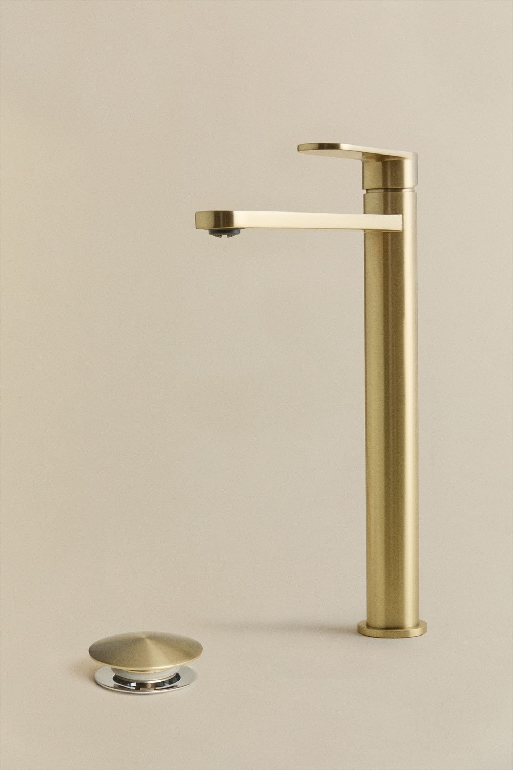 Set de grifo de lavabo en latón Alameda y válvula de desagüe para lavabo tipo Click-Clack en acero inoxidable y latón Orveta, imagen de galería 1