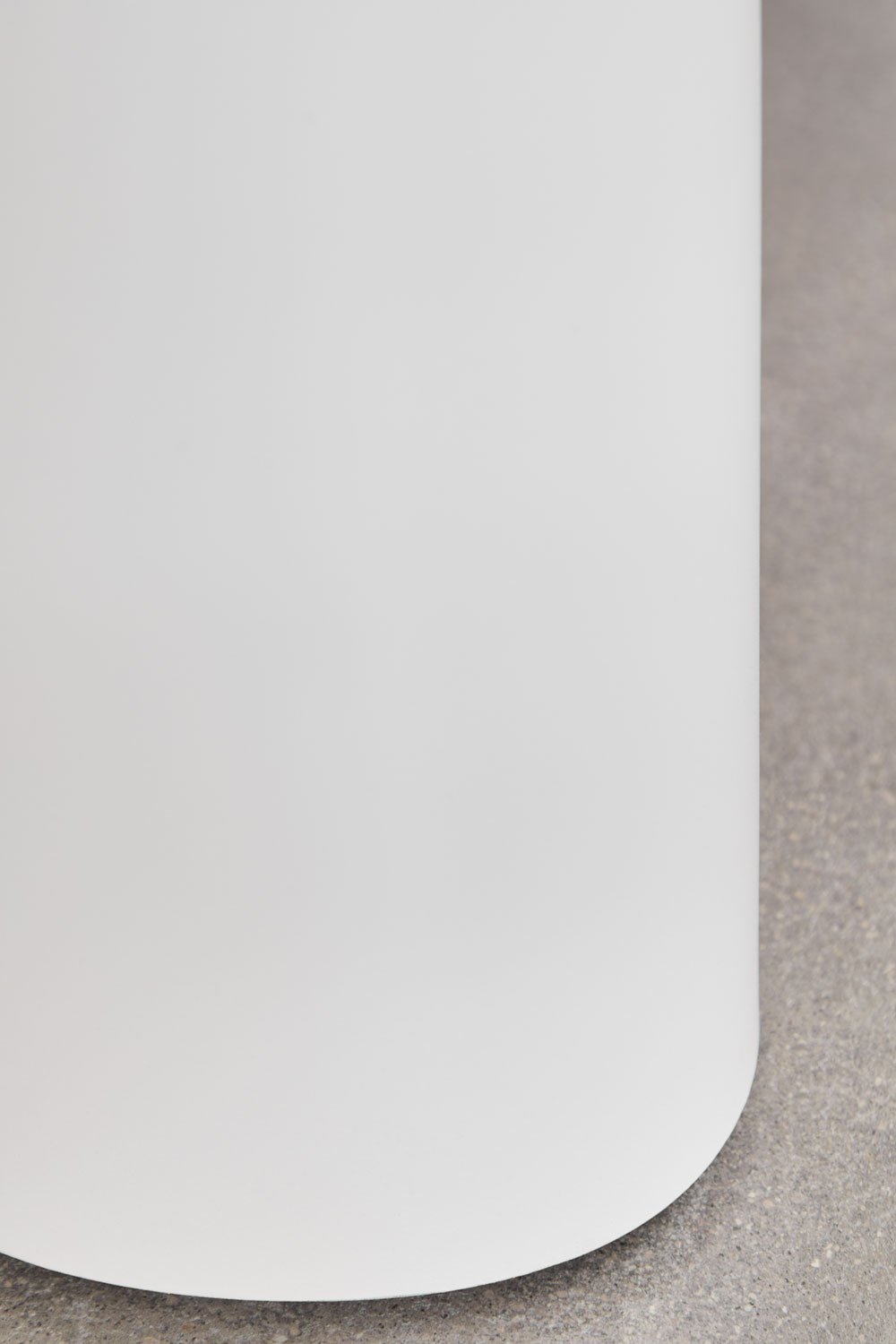 Set de mesa redonda Ø180 cm en madera de teca y aluminio Riviera y 8 sillas de jardín en aluminio y tela Roderise, imagen de galería 4