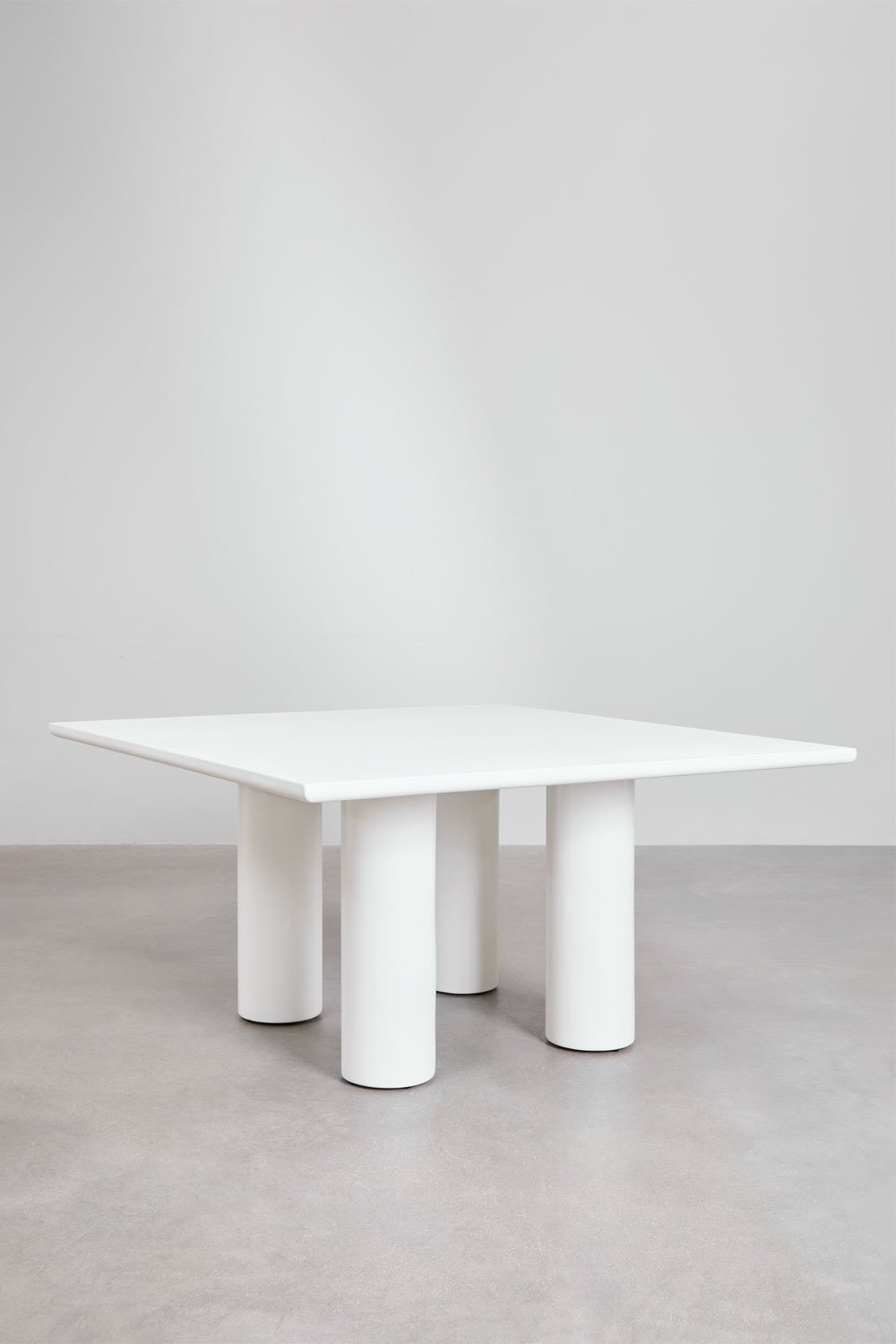 Set de mesa cuadrada 150x150 cm en cemento Lisboa y 8 sillas de jardín en aluminio y tela bouclé Yervin, imagen de galería 2