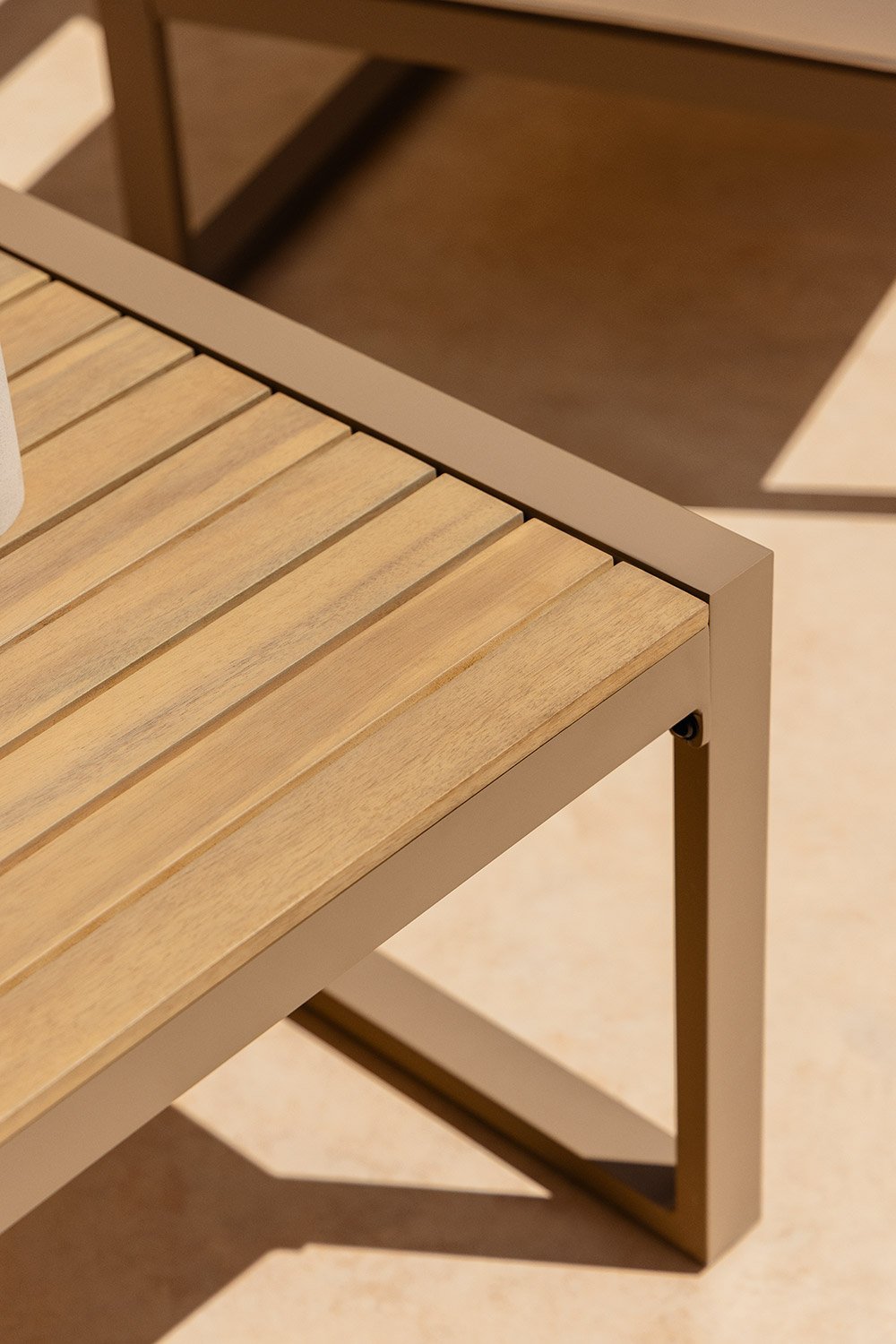 Mesa de centro para jardín rectangular 110x55 cm en aluminio y madera de acacia Lipov , imagen de galería 2