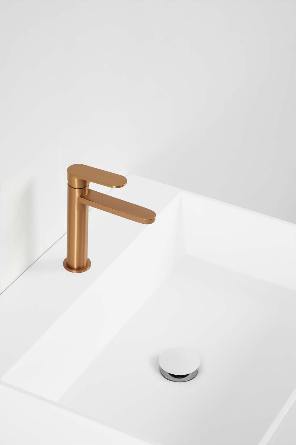 Conjunto de mueble de baño en madera y chapa de fresno con lavabo integrado Ona, imagen de galería 7