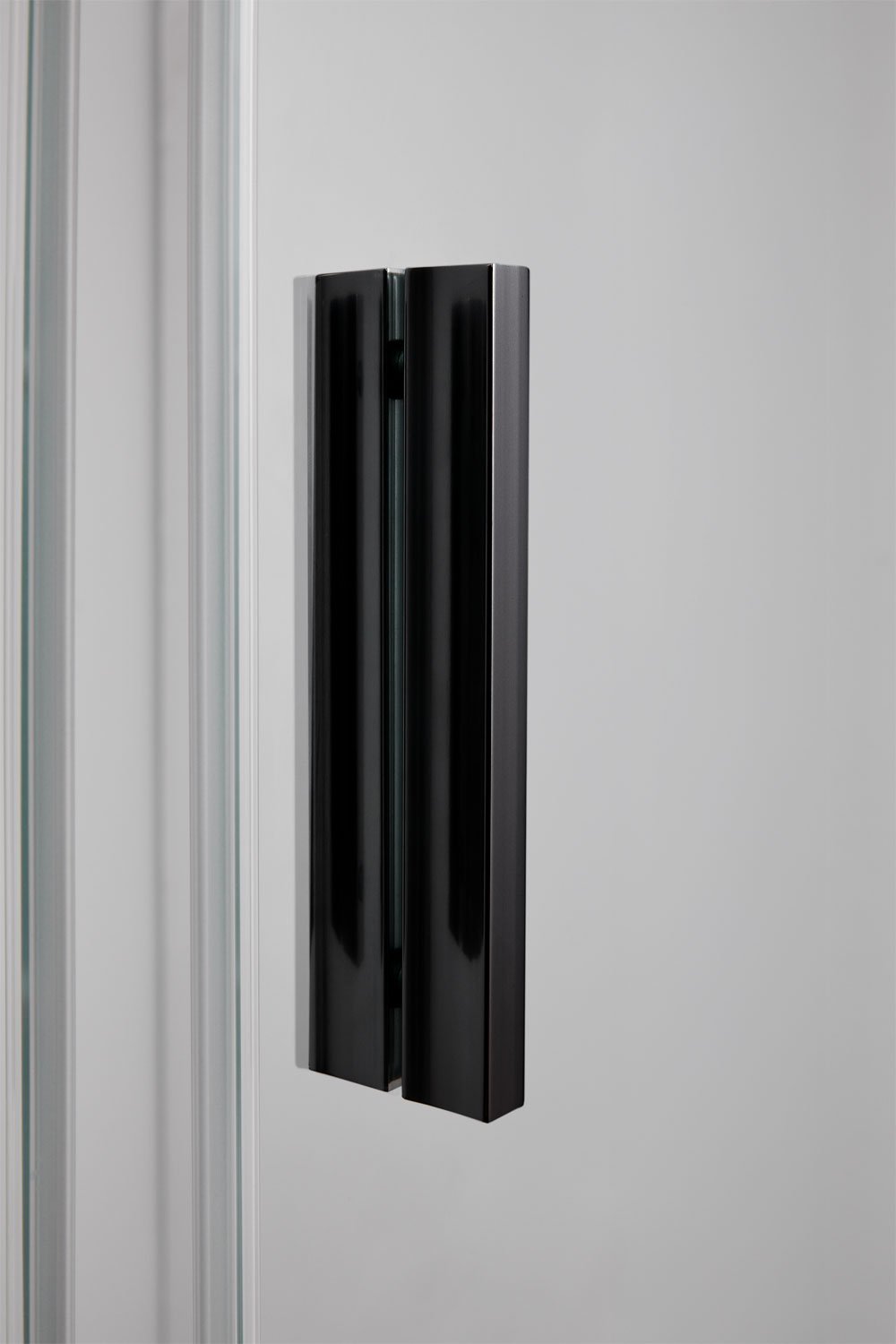 Mampara de ducha cuadrada 100x100x195 cm puertas correderas soft closing, cristal templado 6 mm y aluminio negro mate Brent, imagen de galería 7