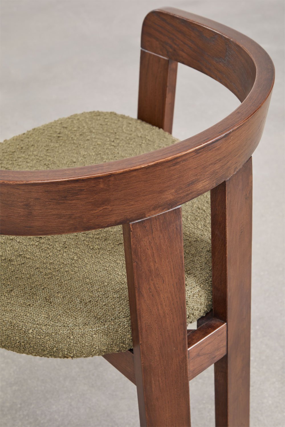 Silla de comedor con reposabrazos en madera y tapizada Yvone, imagen de galería 7