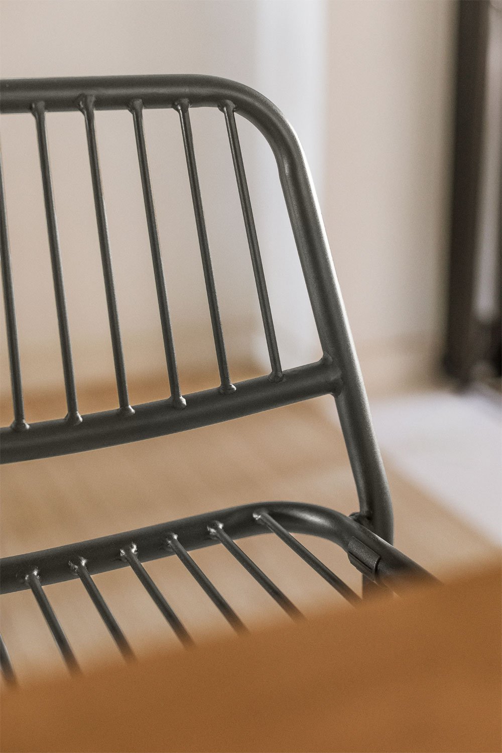 Taburete alto 75 cm apilable en acero negro carbón Elton, imagen de galería 2