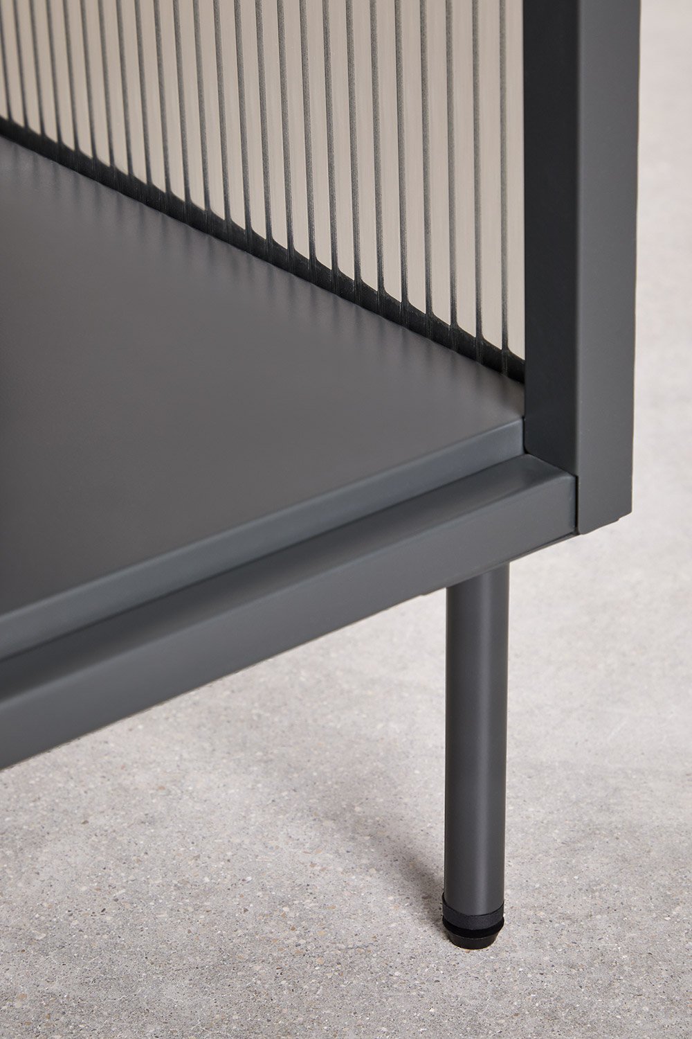 Mesa auxiliar en acero y cristal Paoline , imagen de galería 7