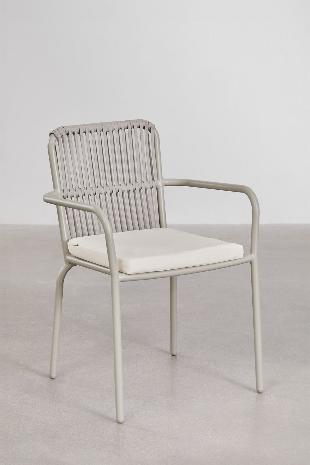 Pack de 4 sillas de comedor apilables con reposabrazos en aluminio Alberta, imagen de galería 1