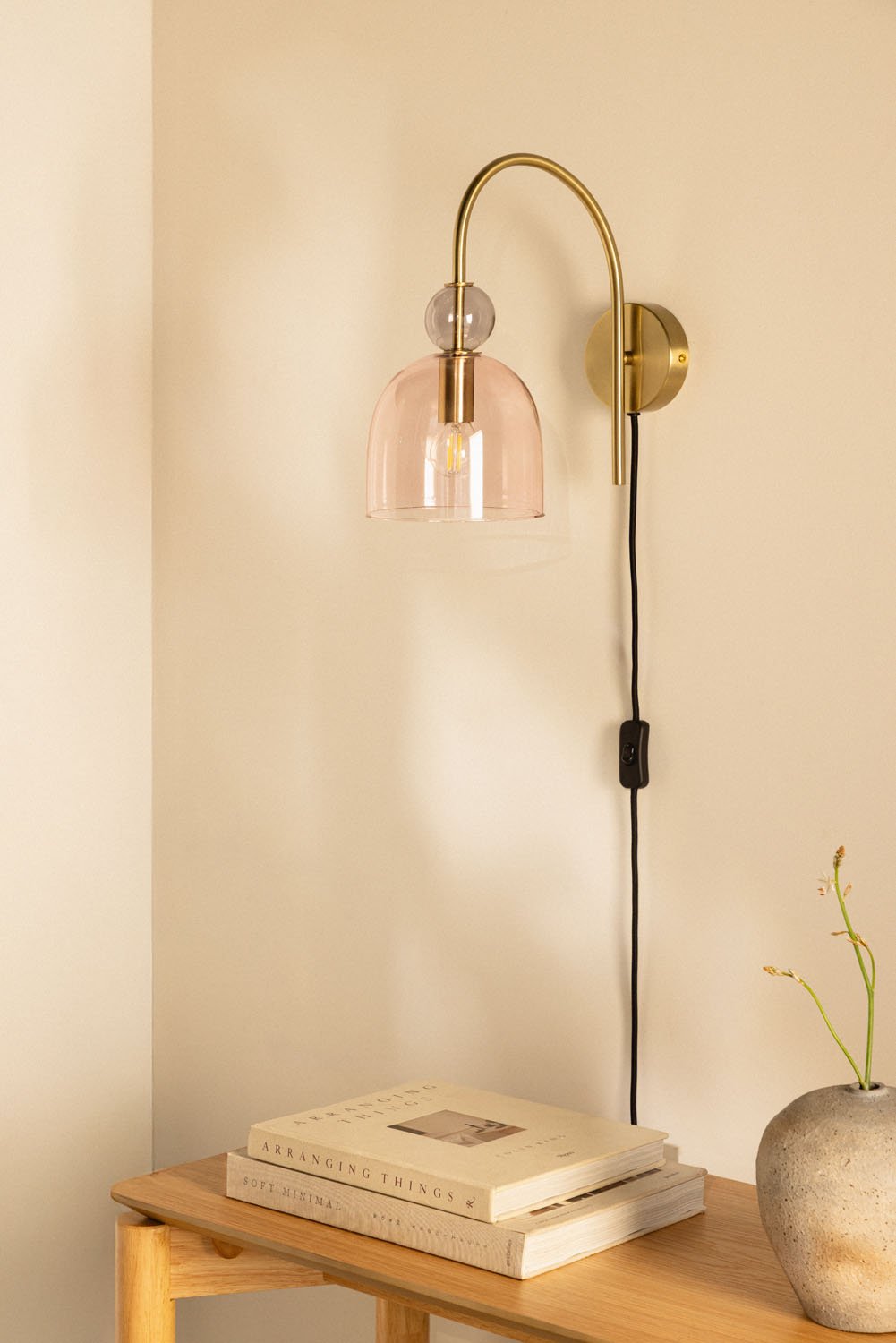 Lámpara de pared en cristal Bezany Colors, imagen de galería 1