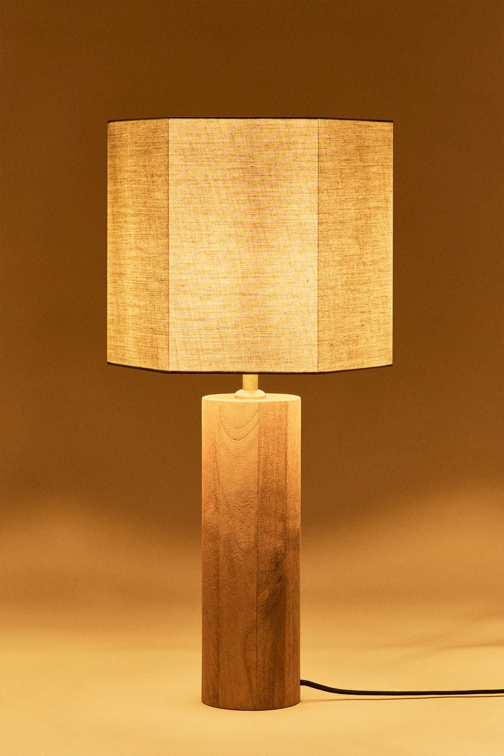 Lámpara de mesa en madera de mango Carolina, imagen de galería 2
