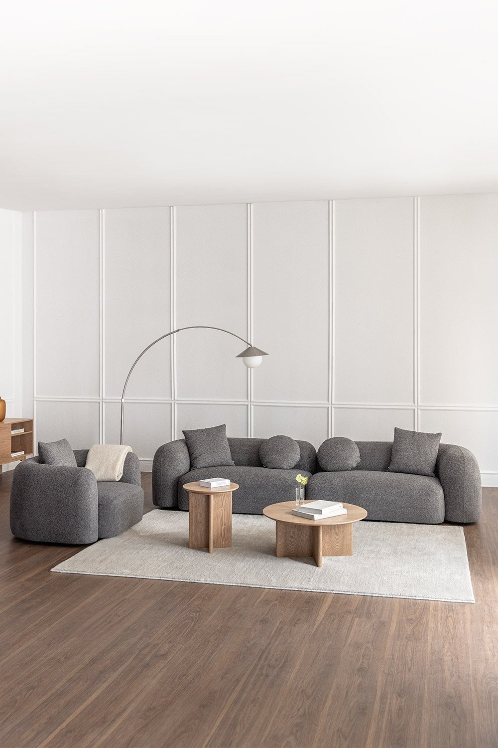 Conjunto de salón con sofá modular de 2 piezas y sillón en chenilla Coco, imagen de galería 1