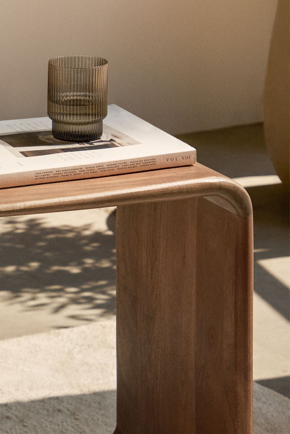 Mesa auxiliar 35x40 cm en madera Tinsley, imagen de galería 2