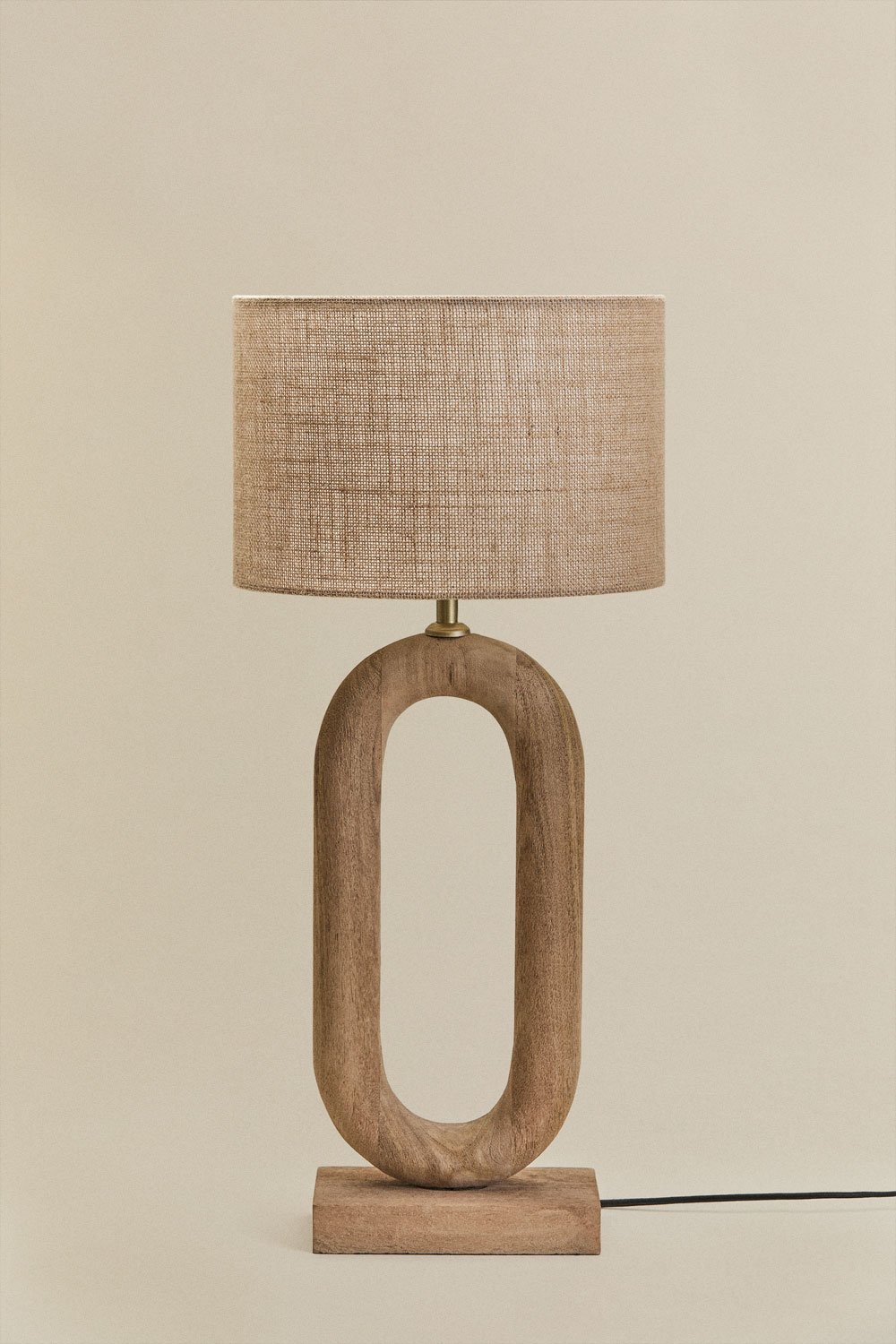 Lámpara de mesa en madera de mango Tiberia, imagen de galer&iacute;a 1