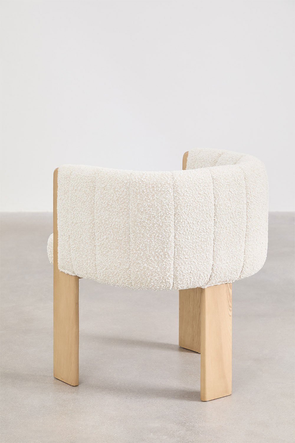 Pack de 4 sillas de comedor en madera de fresno y tela bouclé Leo, imagen de galería 6