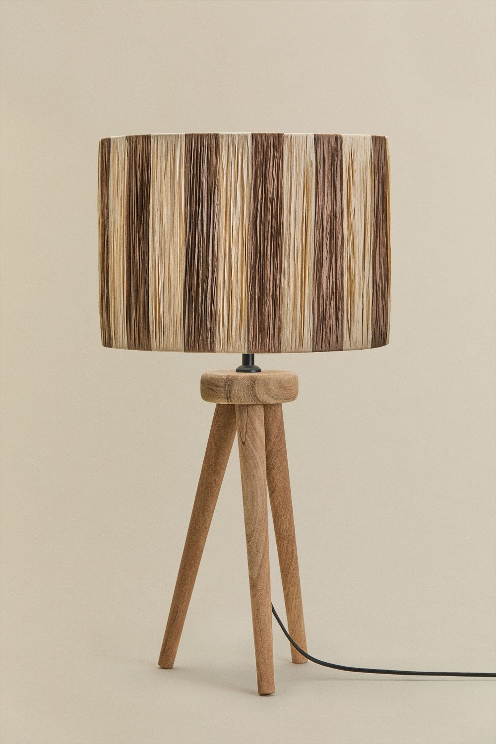 Lámpara de mesa en madera de mango Simona, imagen de galería 1