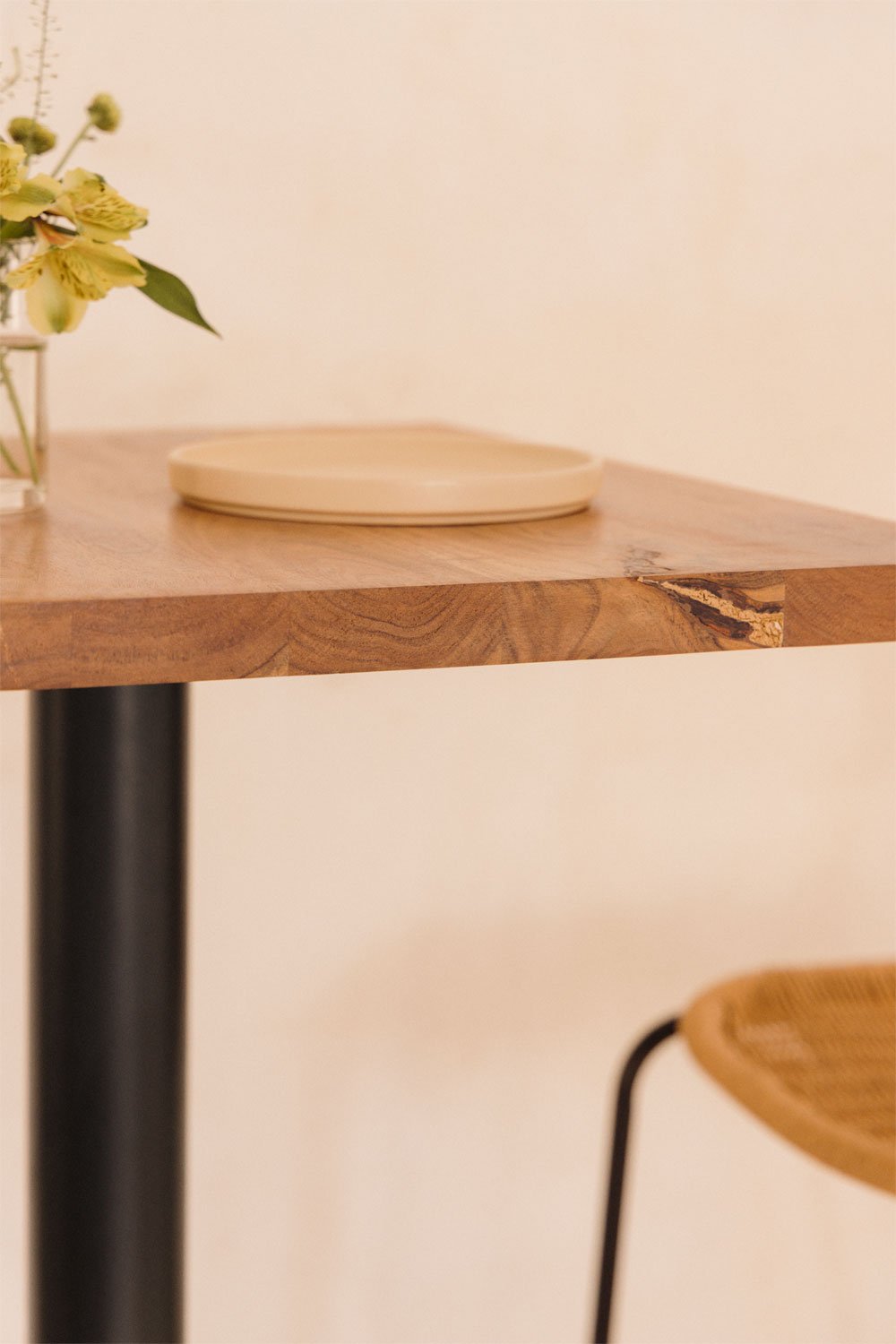 Mesa Alta de Bar Cuadrada en Madera de Acacia Macchiato  , imagen de galería 2