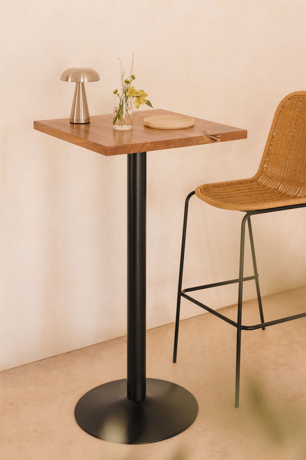 Mesa Alta de Bar Cuadrada en Madera de Acacia Macchiato  , imagen de galería 1
