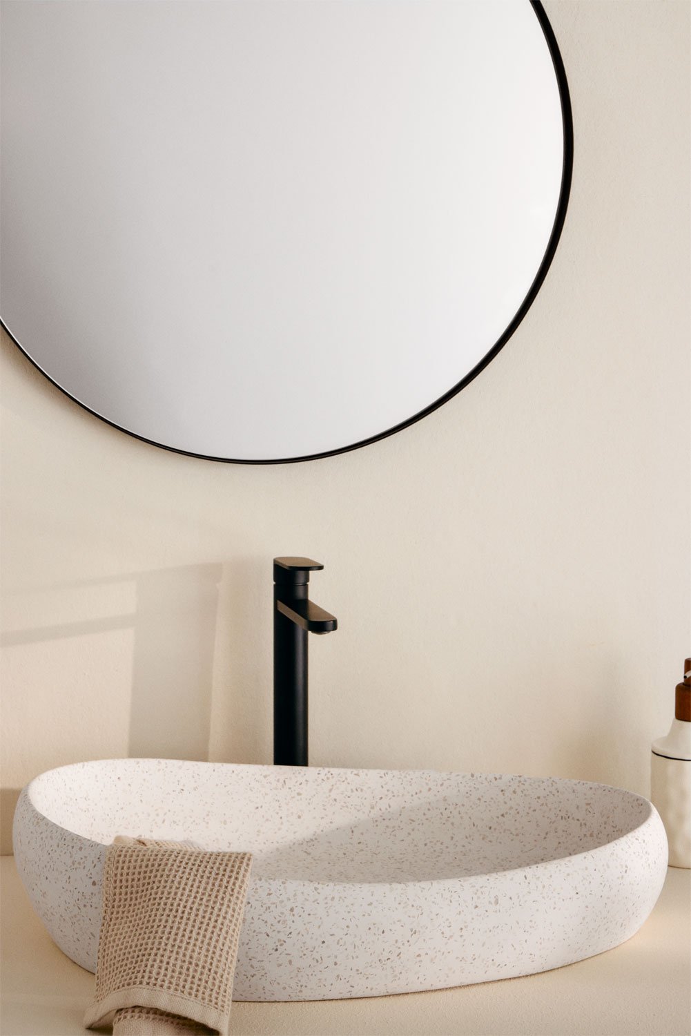 Lavabo en cemento Bethany, imagen de galería 1