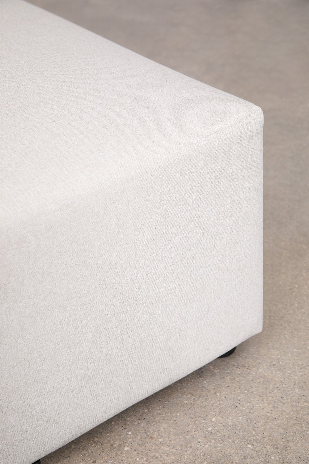 Puff 90x90 cm para sofá modular en tela Kata, imagen de galer&iacute;a 2