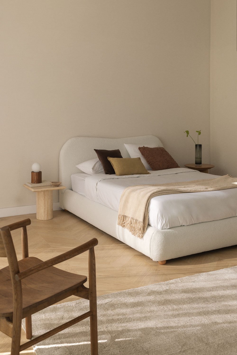 Cama para colchón 150x190cm con canapé abatible en borreguito Winselet, imagen de galería 1
