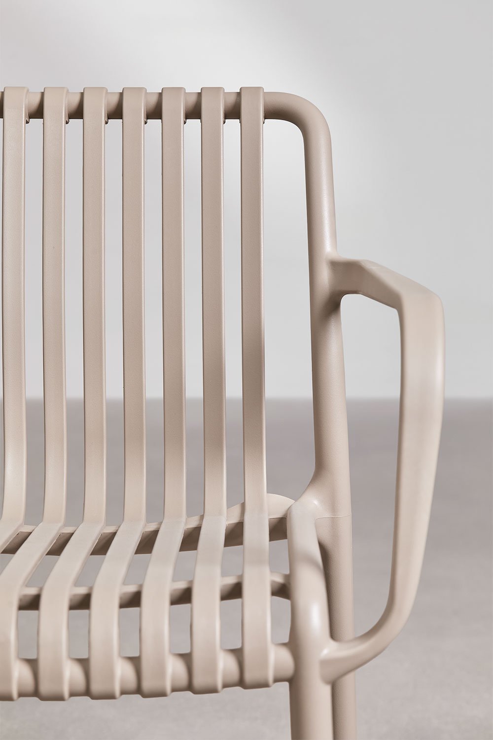 Silla de jardín con reposabrazos en polipropileno Wendell, imagen de galer&iacute;a 6