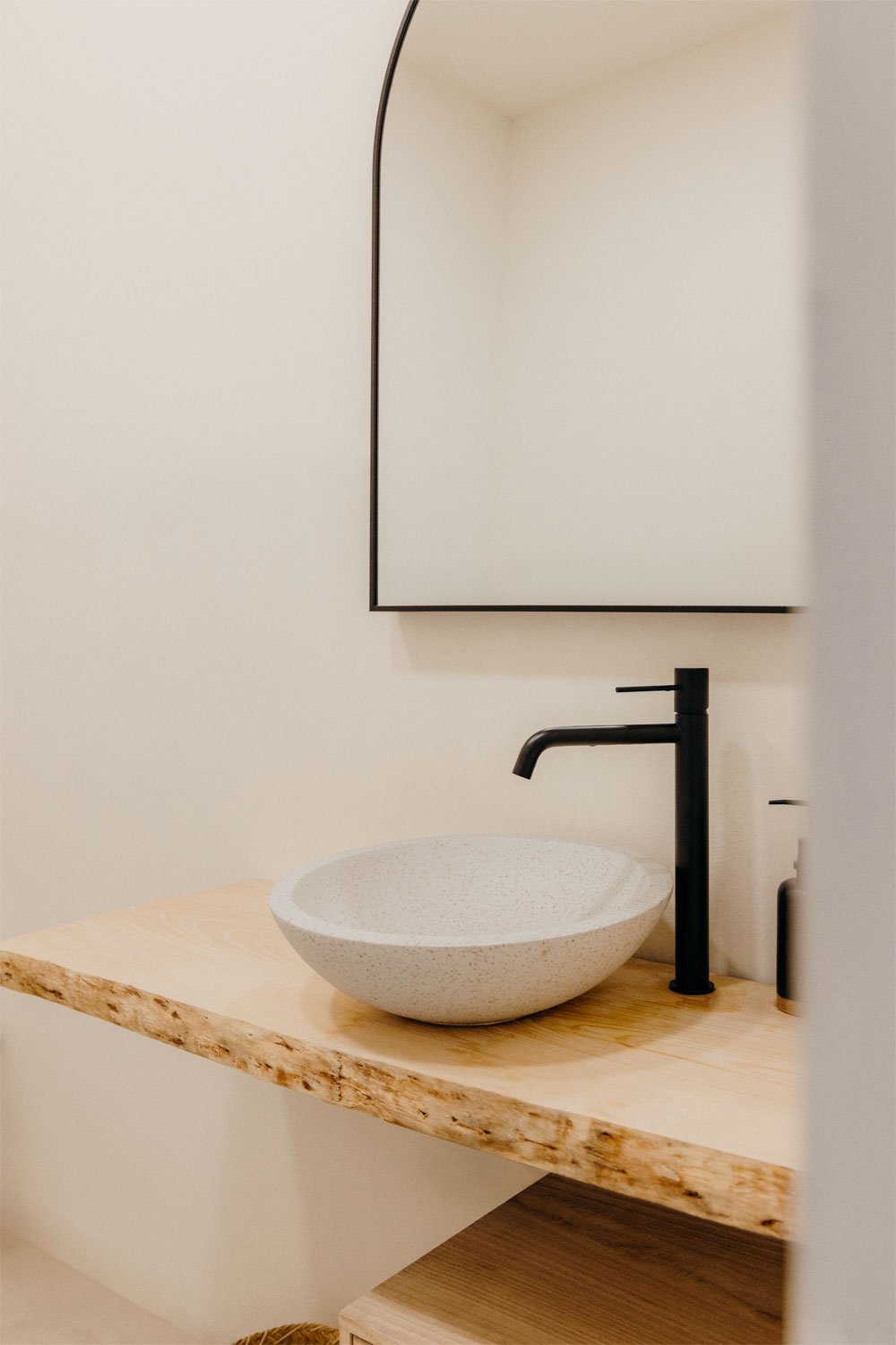 Lavabo en Cemento Zavion  , imagen de galería 1