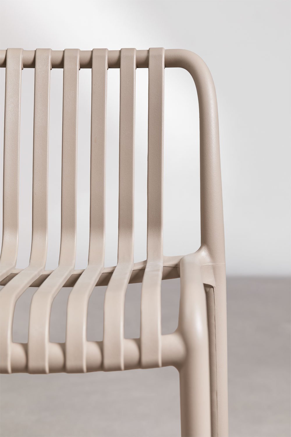 Taburete alto ↑75 cm apilable en polipropileno marrón moka Wendell, imagen de galer&iacute;a 6