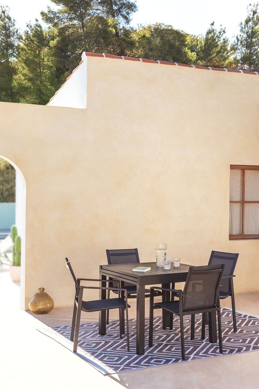 Set de mesa rectangular 90x180-90 cm extensible en aluminio Starmi y 4 sillas de jardín Eika            , imagen de galería 1