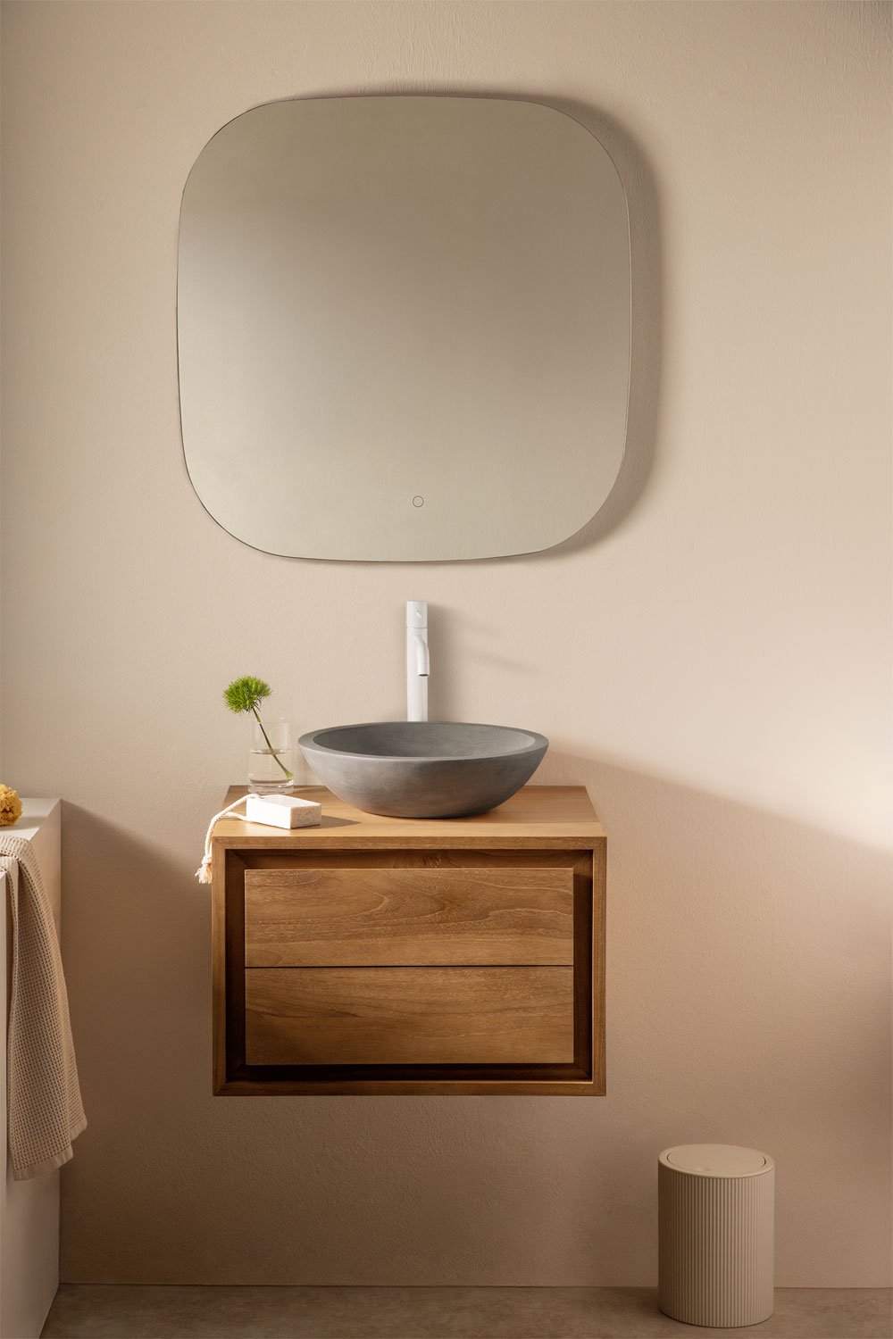 Conjunto de mueble de baño suspendido en madera de teca Jabari, imagen de galer&iacute;a 1