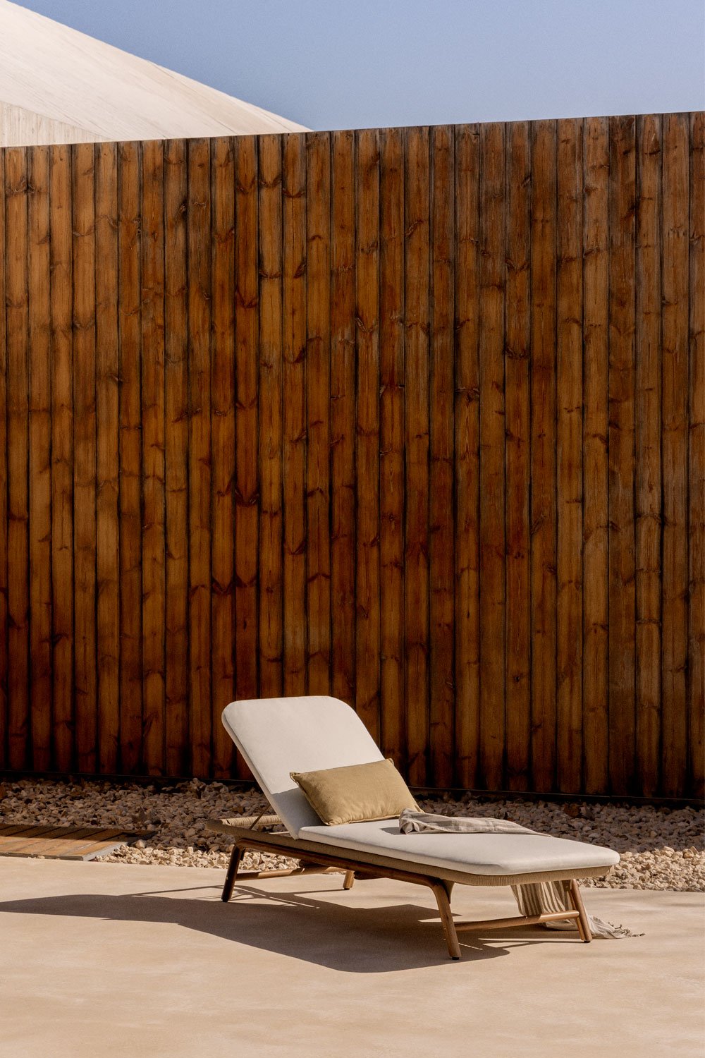 Tumbona reclinable en madera de acacia Ikaria, imagen de galería 1