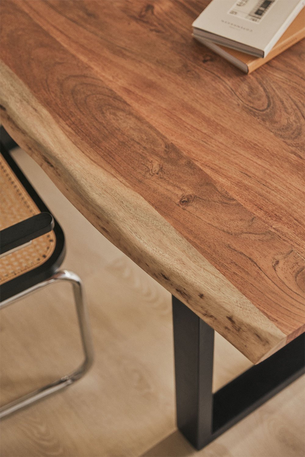 Mesa de comedor rectangular en madera de acacia Sami   , imagen de galería 2