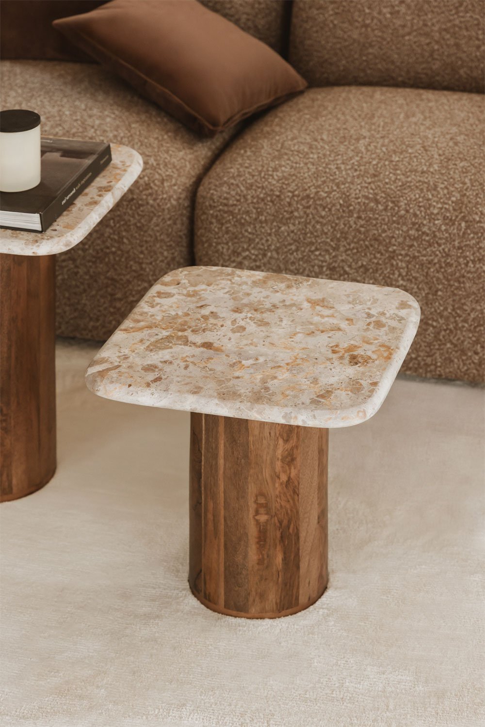 Mesa auxiliar cuadrada 40x40 cm en mármol y madera de mango Merieines, imagen de galería 1