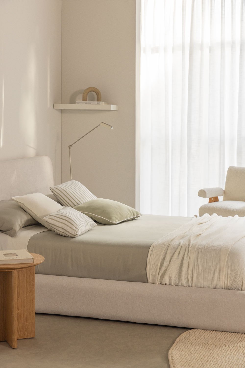 Cama para colchón 180x200cm con canapé abatible en tela beige crema Norena, imagen de galería 1