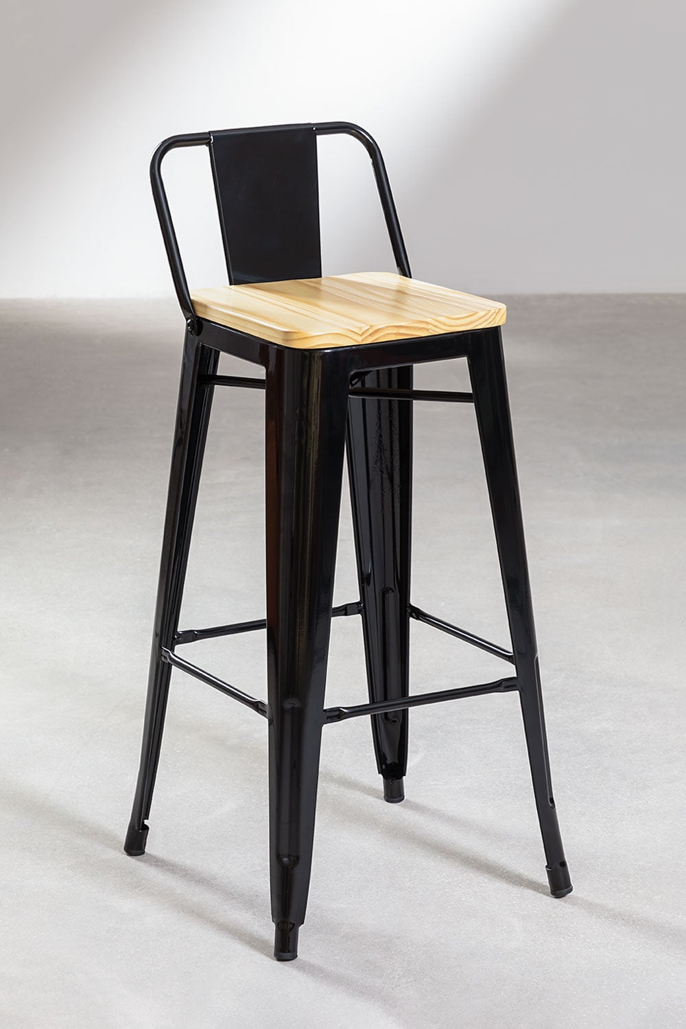 Pack de 2 taburetes altos 75 cm con respaldo en acero negro y marrón madera natural Lix, imagen de galer&iacute;a 3