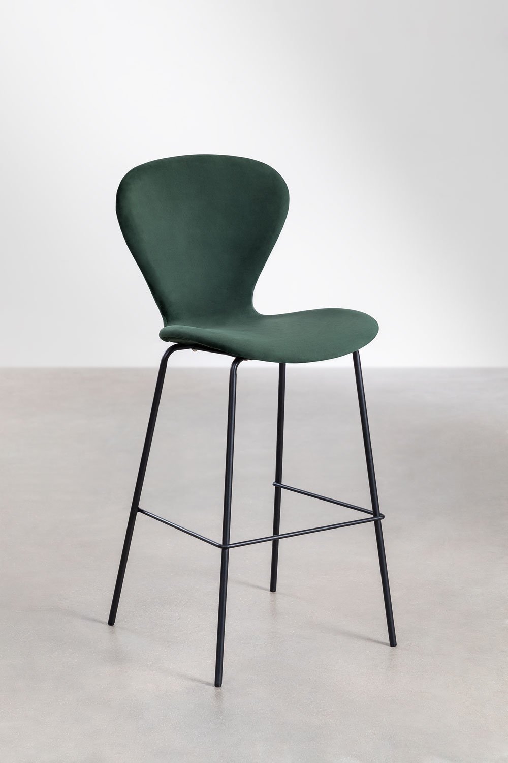 Taburete alto 75 cm en terciopelo verde jungla y patas en hierro negro Uit, imagen de galería 1