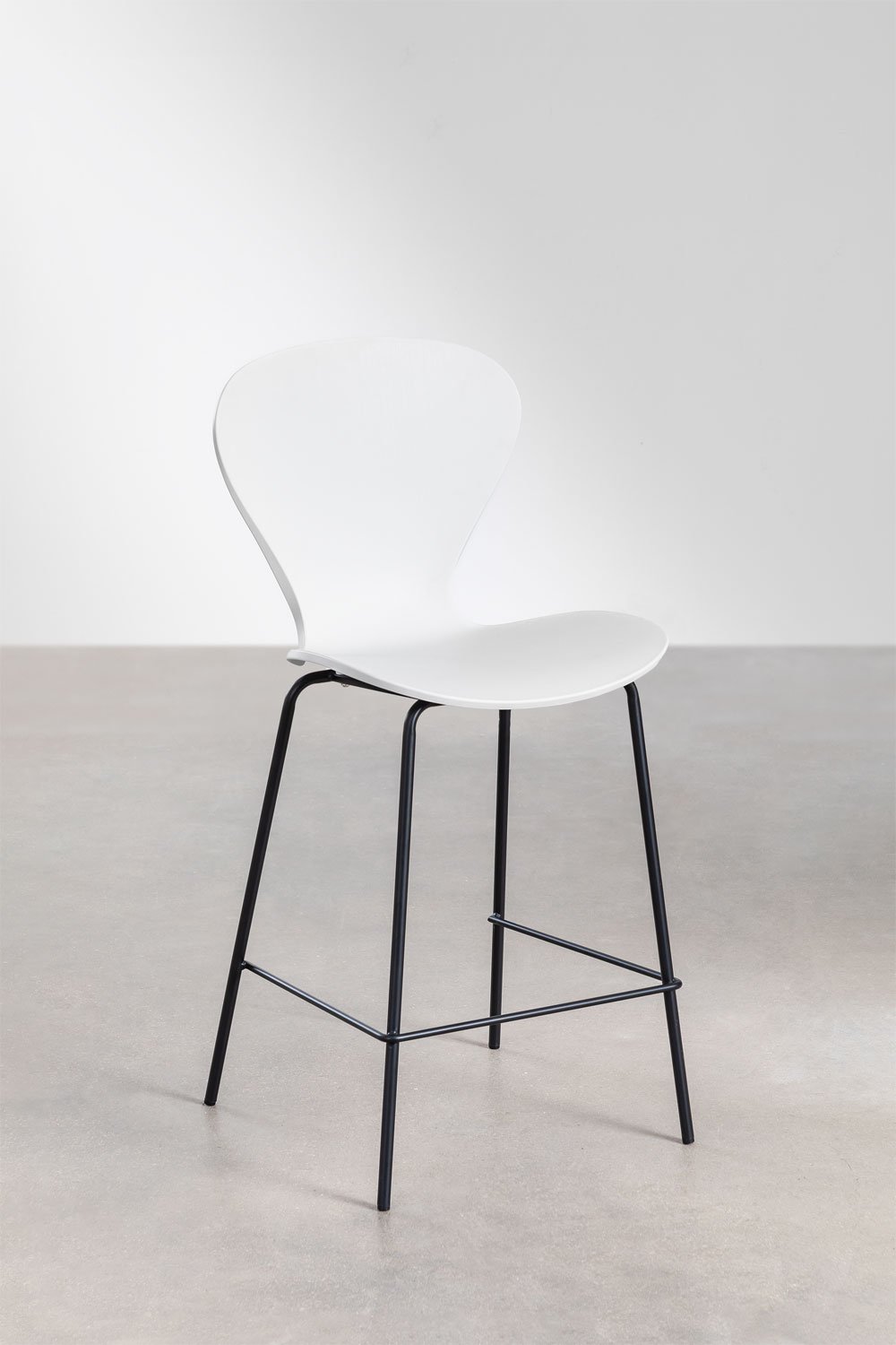Taburete alto 65 cm blanco y patas en hierro negro Uit, imagen de galería 1