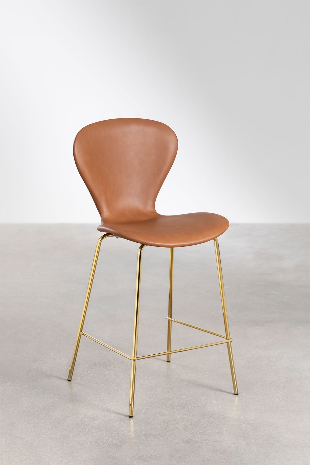 Pack de 2 taburetes altos 65 cm en polipiel camel y patas en hierro dorado Uit, imagen de galer&iacute;a 2