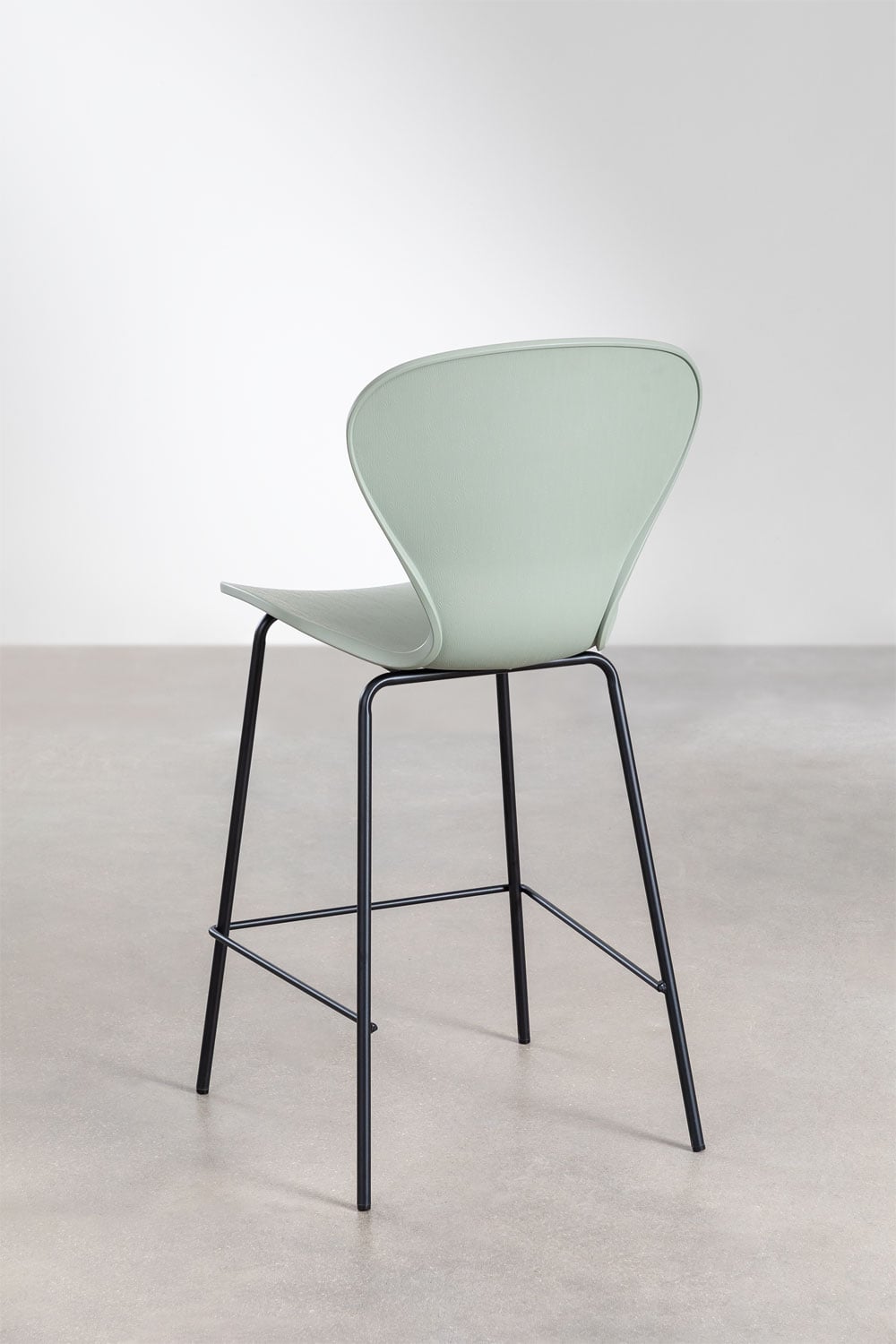 Pack de 2 taburetes altos 65 cm celadón y patas en hierro negro Uit, imagen de galer&iacute;a 3