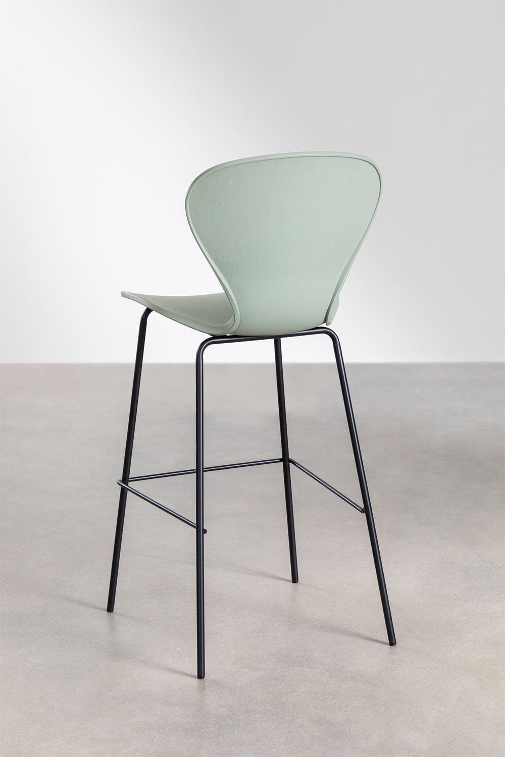 Pack de 4 taburetes altos 75 cm celadón y patas en hierro negro Uit, imagen de galer&iacute;a 3