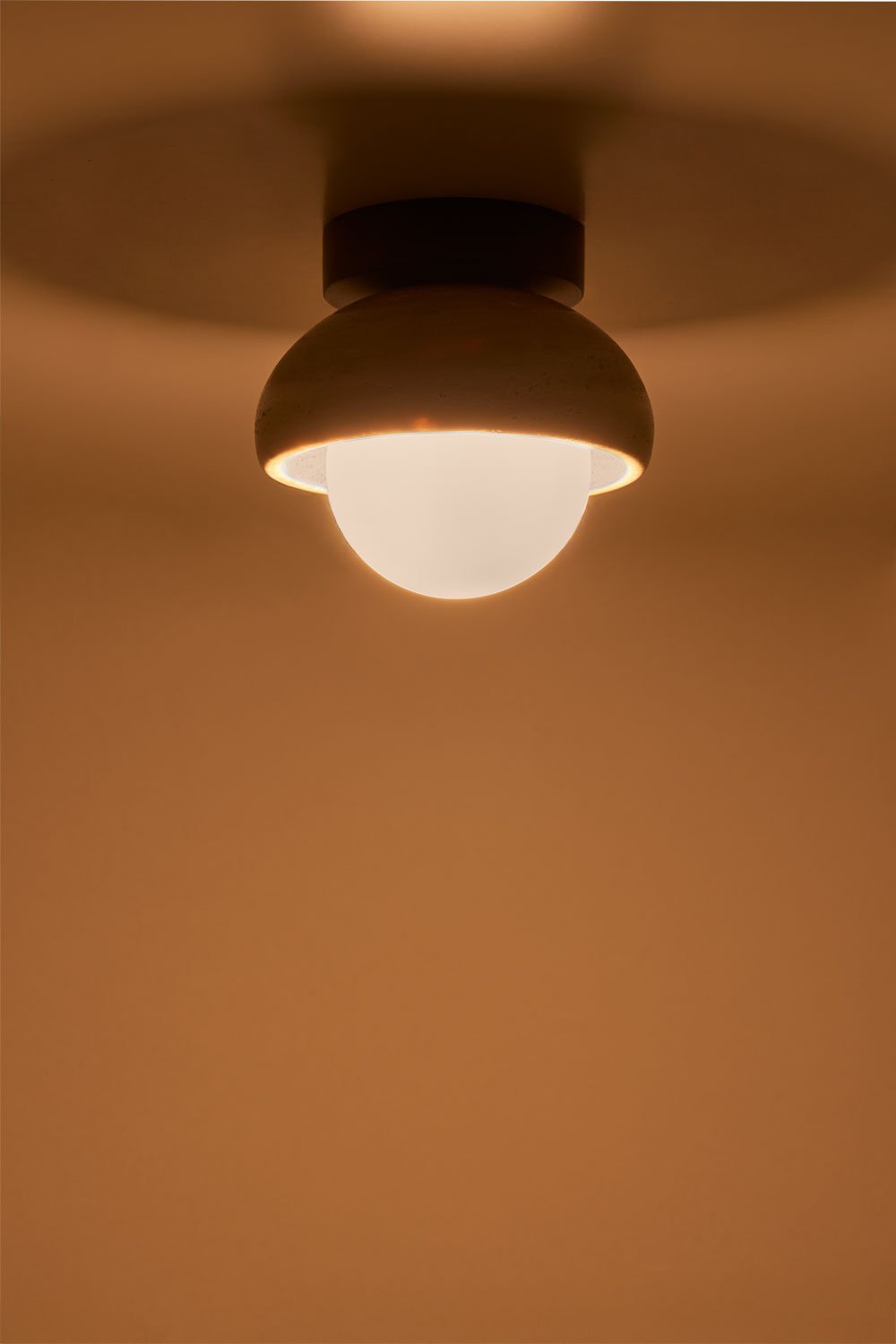 Aplique de pared Ø15 cm en travertino y madera Davise, imagen de galería 2