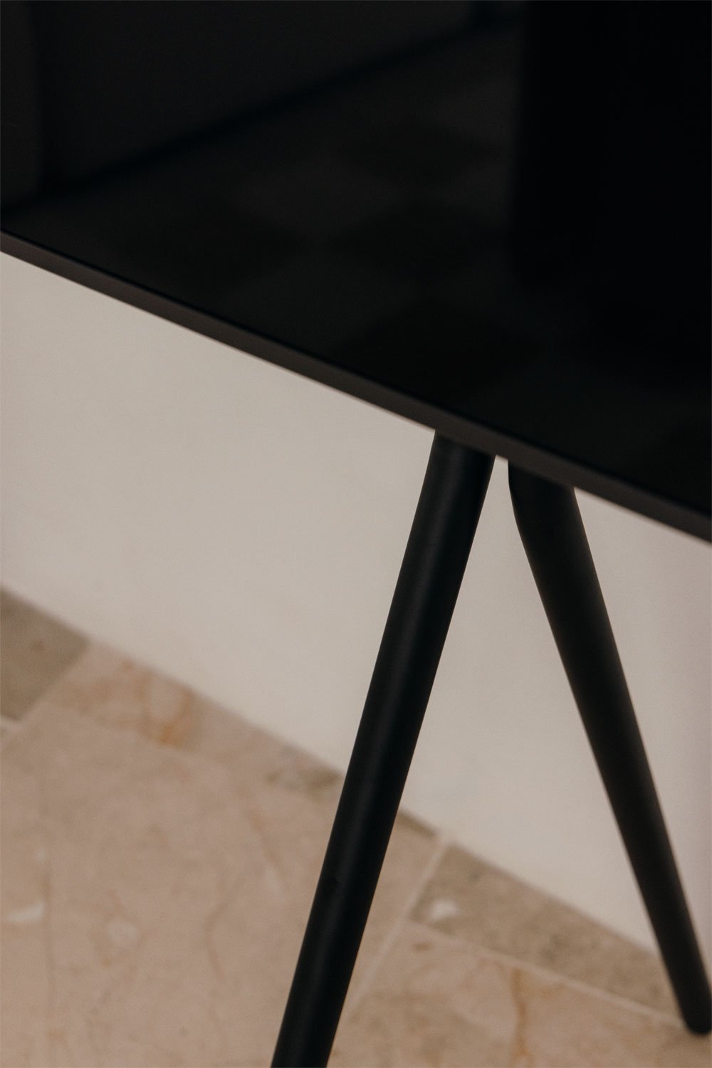 Soporte de pie para TV en acero Grifith   , imagen de galería 2