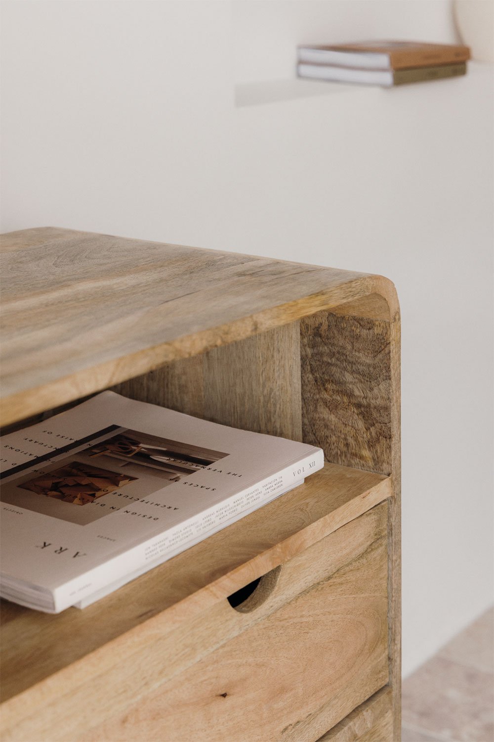 Cómoda en madera de mango Yulara , imagen de galería 2