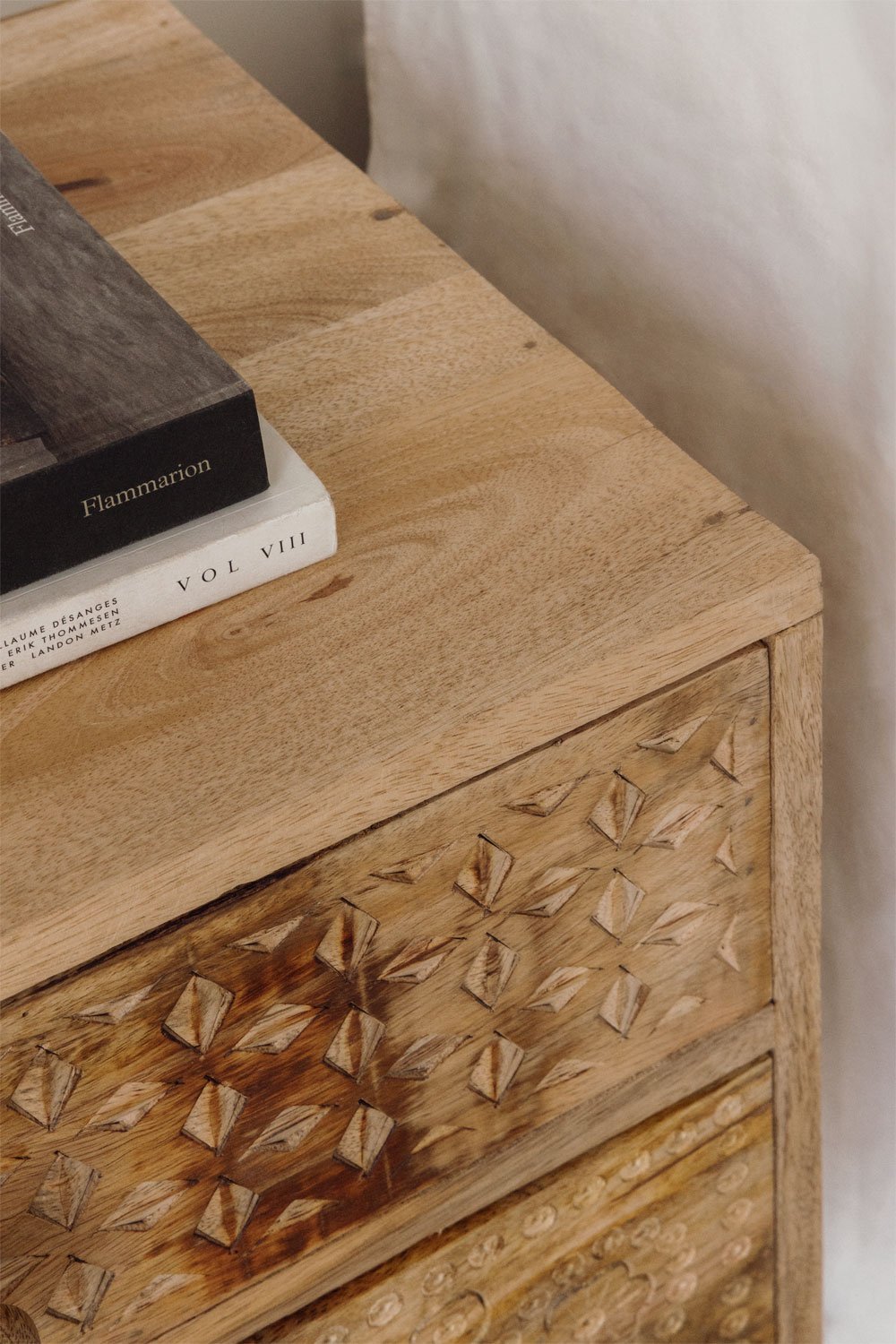 Mesita de noche en madera de mango Atsana, imagen de galería 2