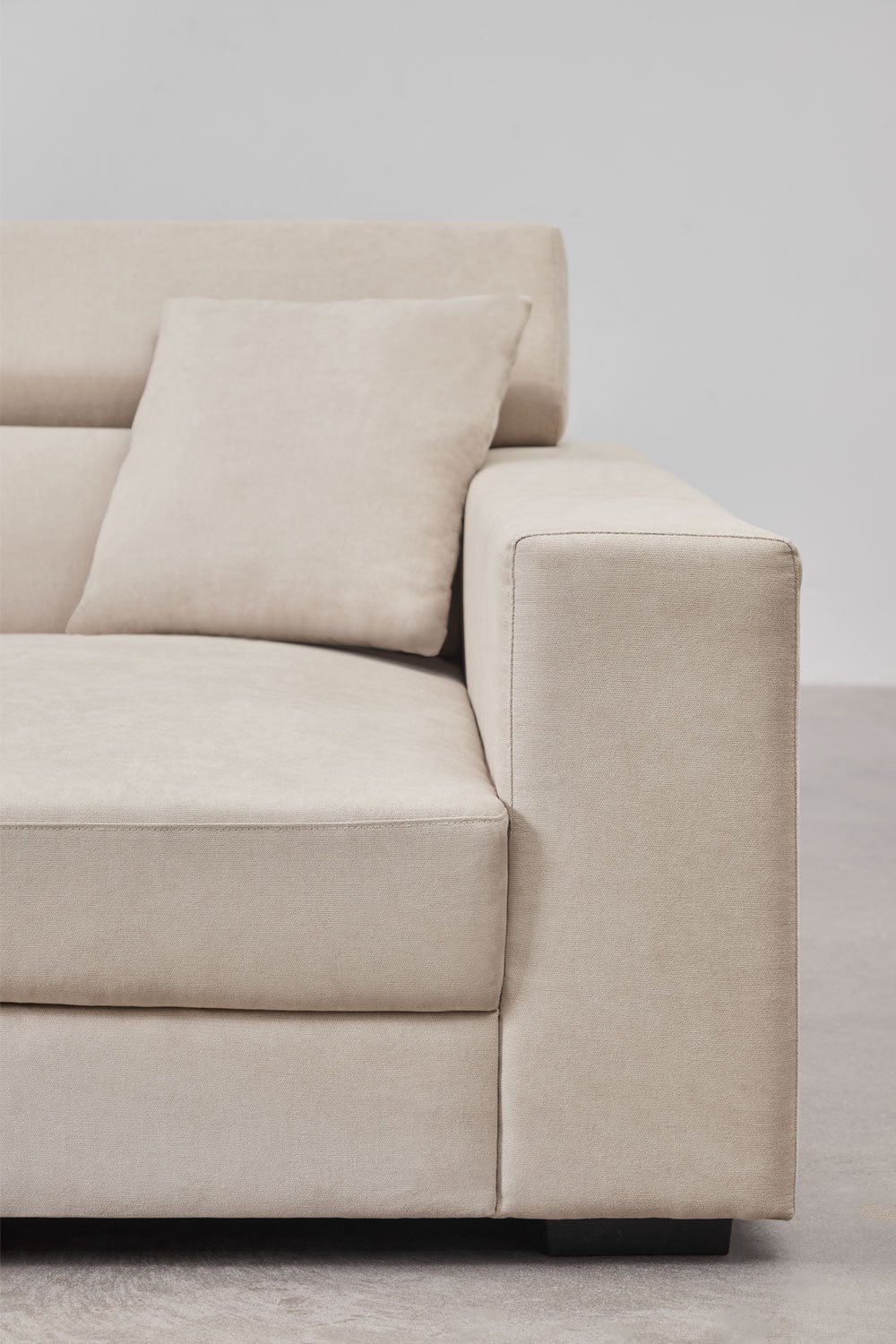 Sofá chaise longue derecho de 3 plazas con reposacabezas regulable y asientos deslizantes Aramis, imagen de galería 10