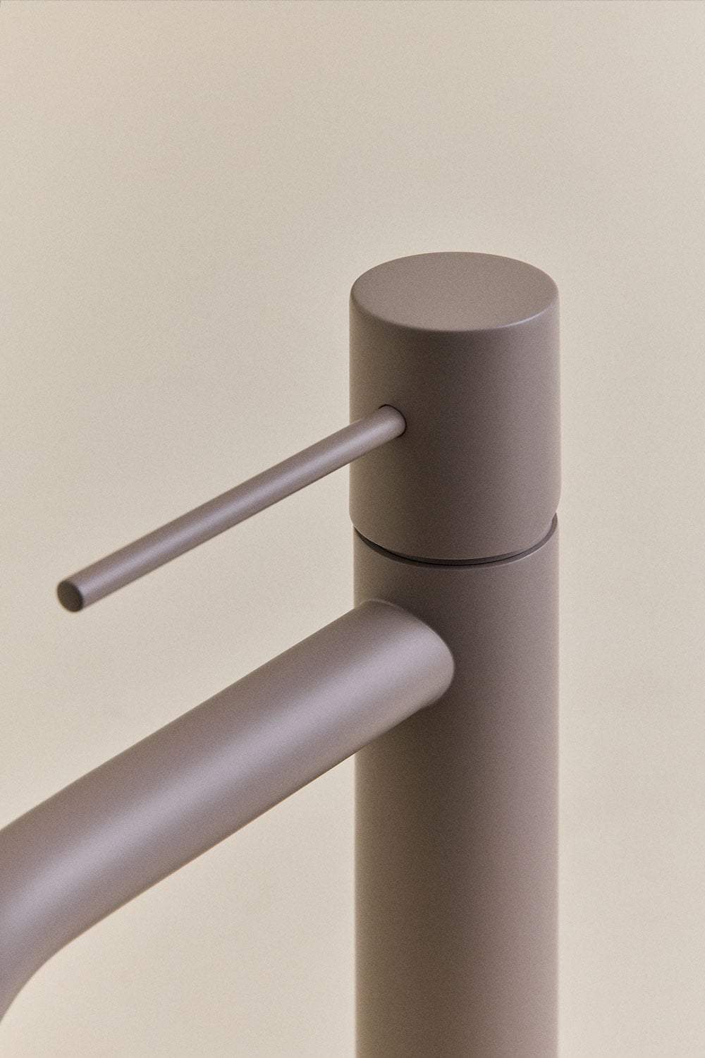 Conjunto de mueble de baño suspendido en madera de teca con lavabo integrado en cemento Napier , imagen de galer&iacute;a 4